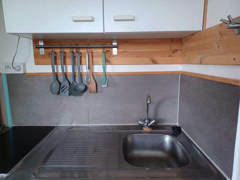 Studio Rdc Calme Avec Parking Ferme Pres Autoroute Et Tram C Mulhouse Dış mekan fotoğraf