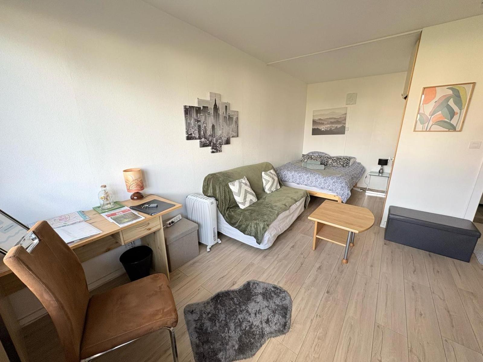 Studio Rdc Calme Avec Parking Ferme Pres Autoroute Et Tram C Mulhouse Dış mekan fotoğraf